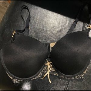 Heidi Klum 36 DD padded bra.